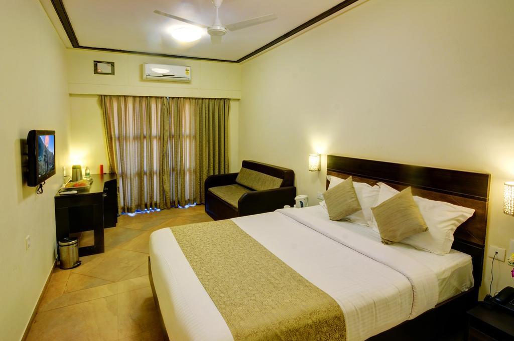 Resort De Crossroads Calangute Exterior foto