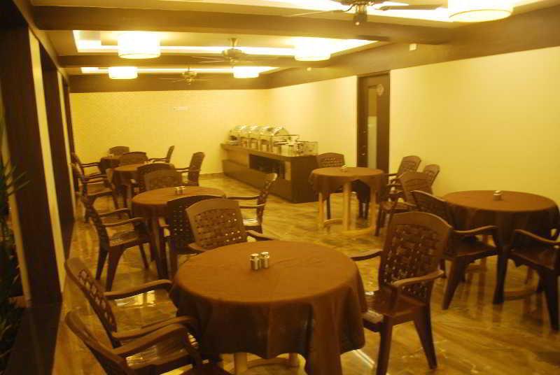 Resort De Crossroads Calangute Exterior foto